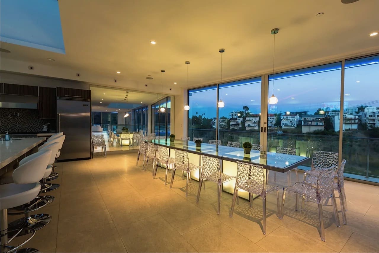 6447 luxury drug and alcohol rehab dining