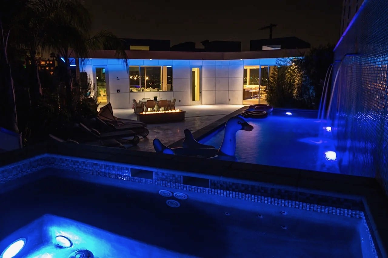 6447 luxury drug and alcohol rehab pool and spa