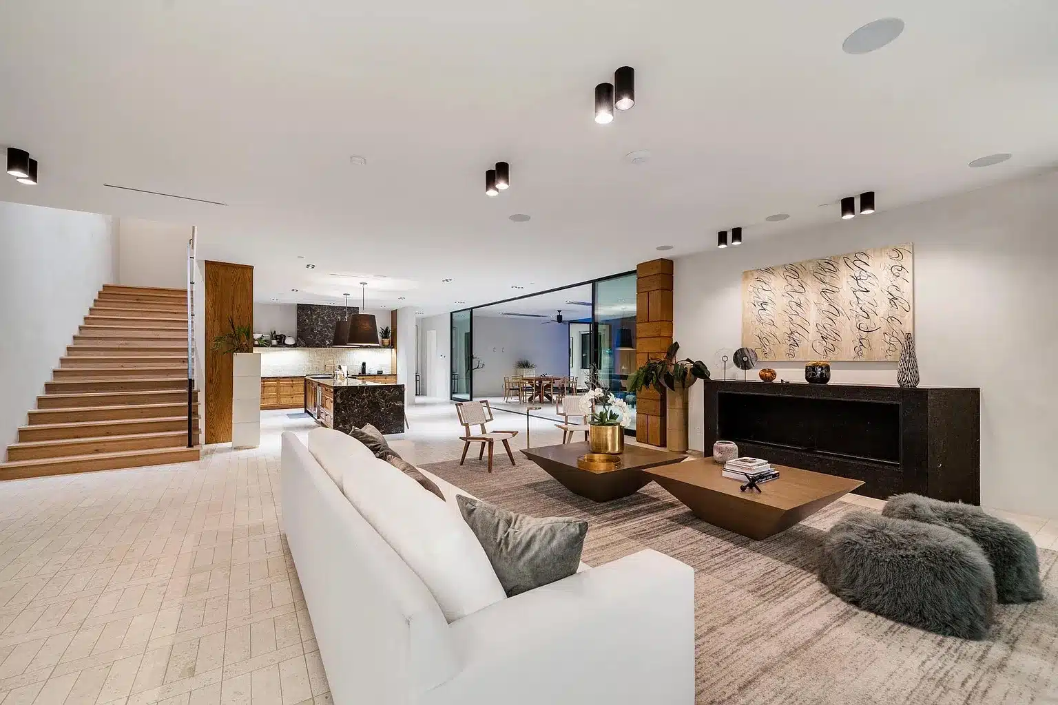 vine luxury living room with stairs