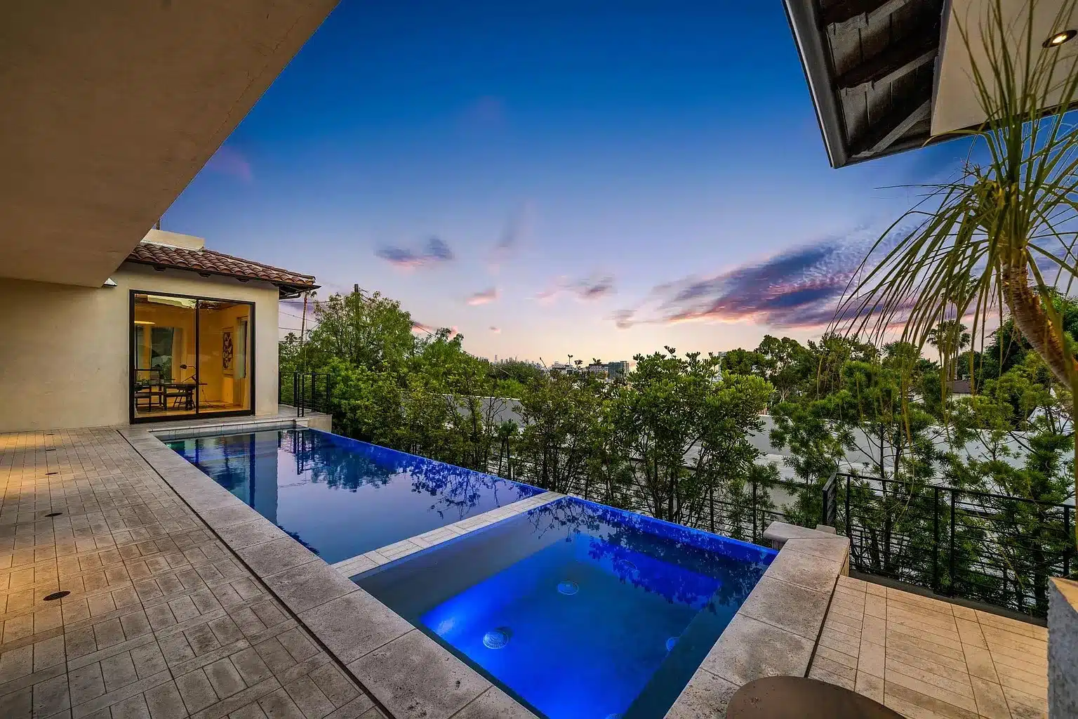 vine pool view in dusk
